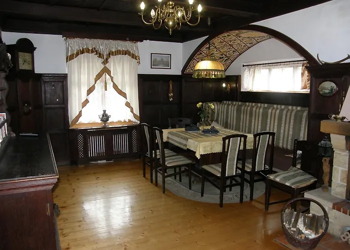 Holiday home Dom Dawniej *