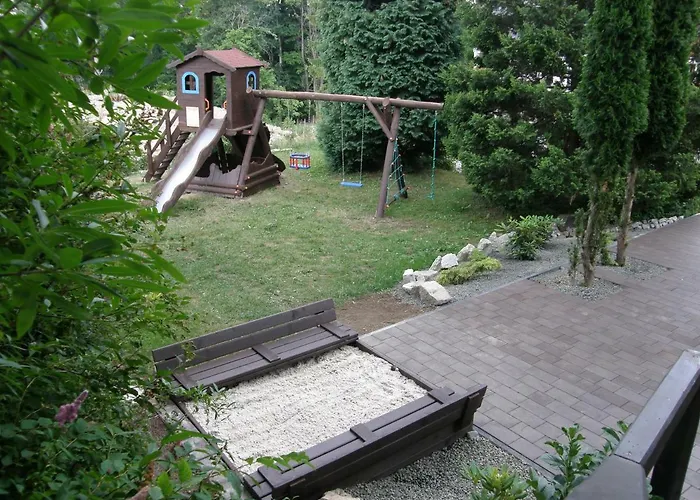 Dom Dawniej Holiday home *